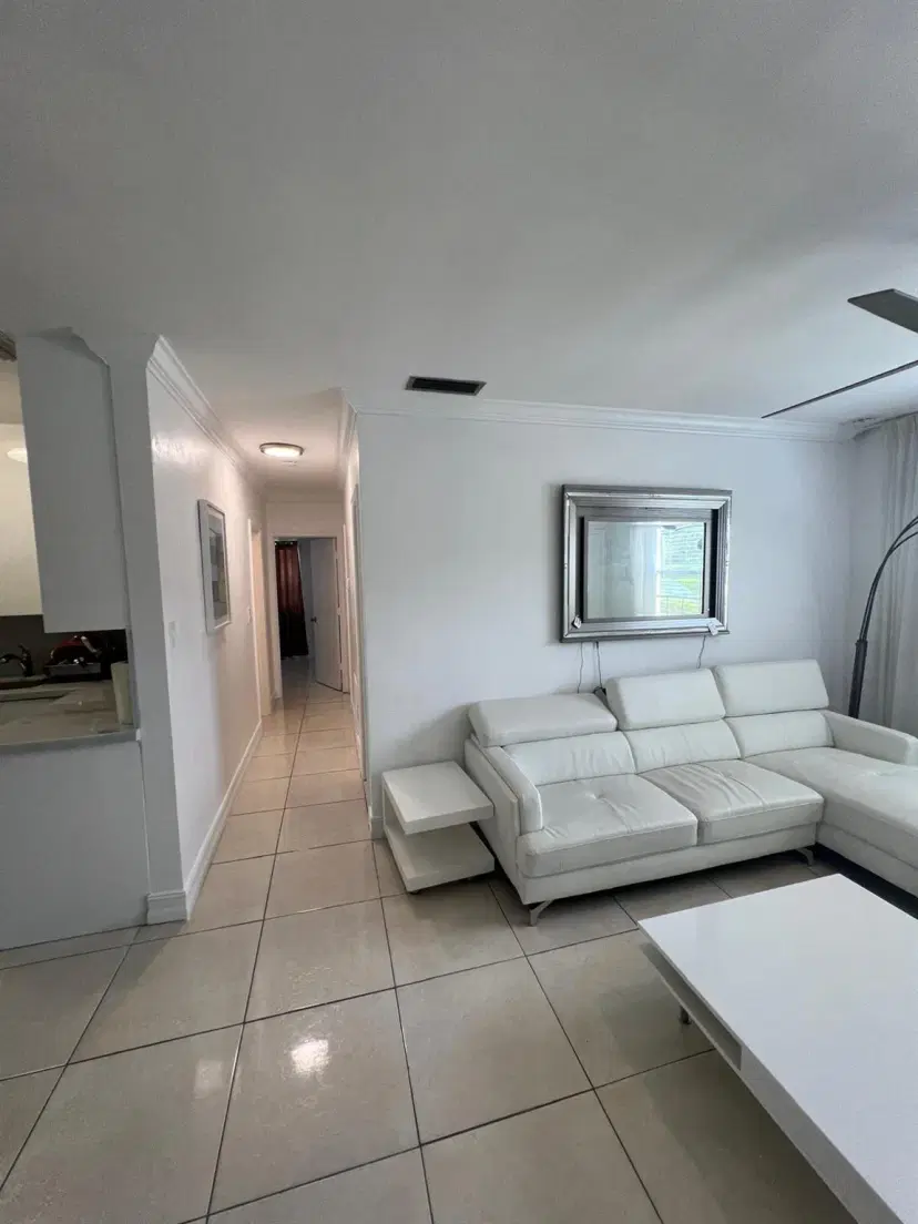 Picture of 299 SW 7Th Street 1100, Boca Raton FL 33432