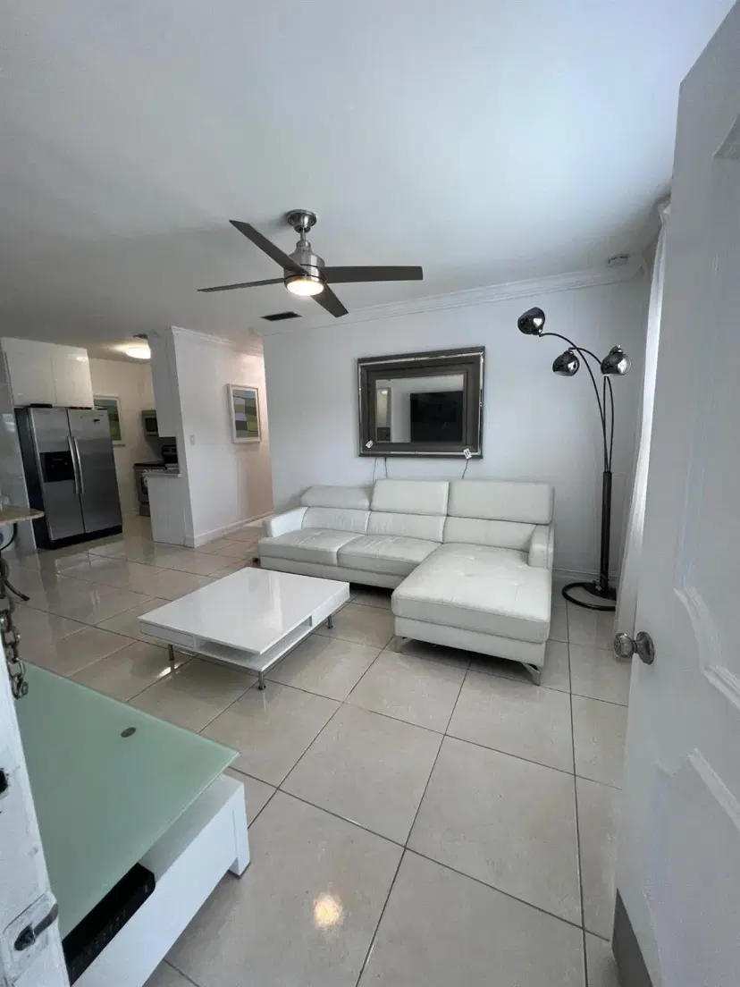 Picture of 299 SW 7Th Street 1100, Boca Raton FL 33432