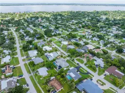 Picture of 1560 Ricardo Ave, Fort Myers, FL 33901