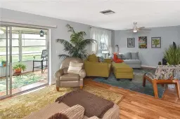 Picture of 6952 Edgewater Cir, Fort Myers, FL 33919