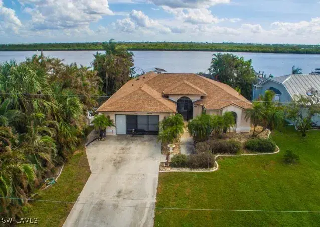 Picture of 3608 Peace River Dr, Punta Gorda FL 33983