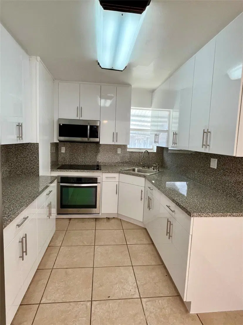 Picture of 3721 SW 32Nd St, West Park FL 33023