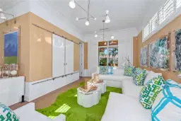Picture of 8812 La Palma Ln, Naples, FL 34108