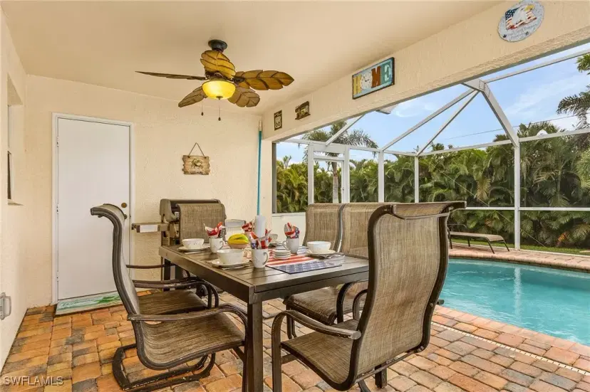 Picture of 1307 SW 10Th Pl, Cape Coral FL 33991