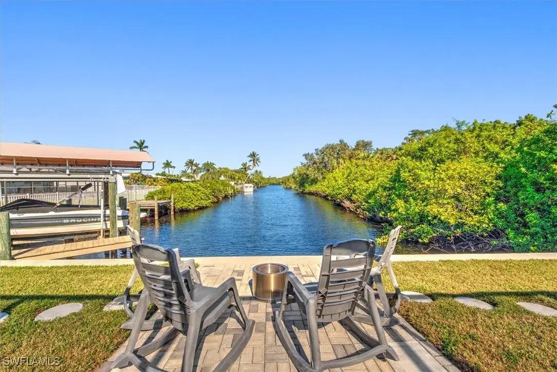 Picture of 349 Coral Dr, Fort Myers, FL 33905