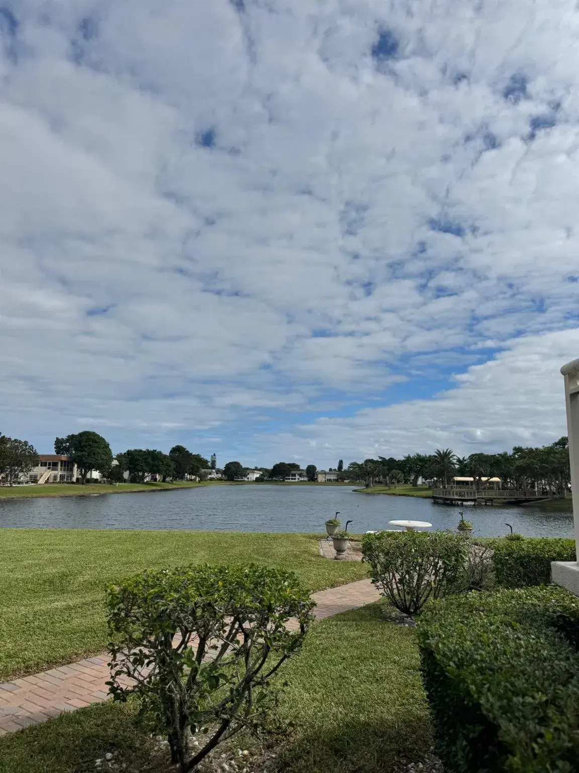 Picture of 387 Chatham S, West Palm Beach, FL 33417