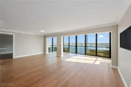Picture of 3430 Gulf Shore Blvd N 7C, Naples, FL 34103