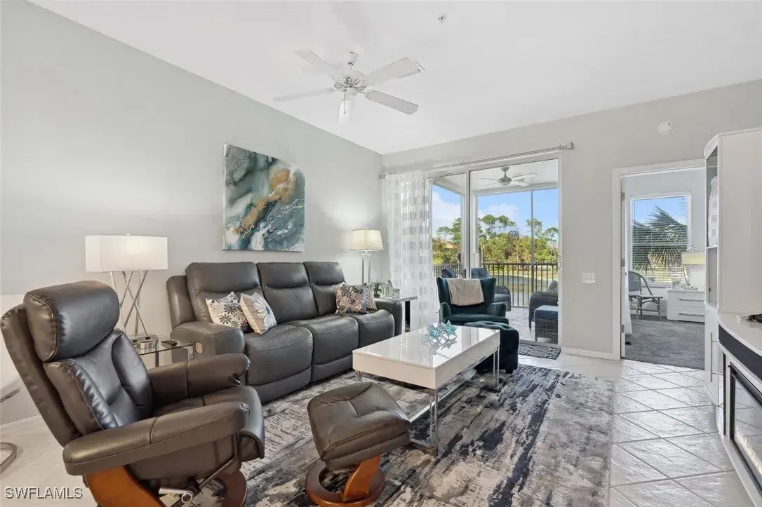 Picture of 8239 Parkstone Pl 4-202, Naples, FL 34120