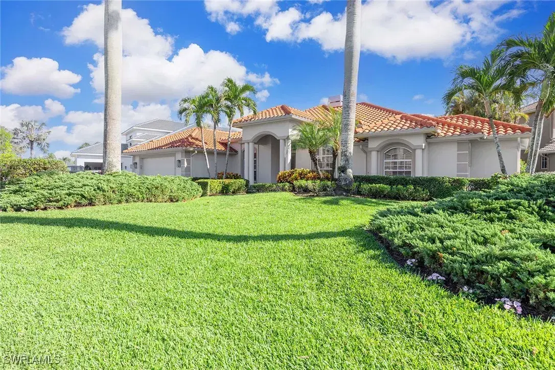 Picture of 8909 Lely Island Cir, Naples, FL 34113