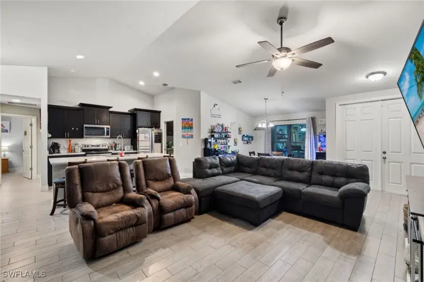 Picture of 1509 NW 37Th Ave, Cape Coral FL 33993