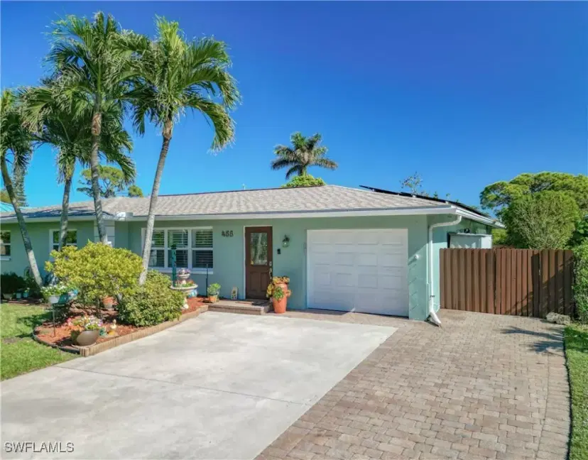 Picture of 458 W Valley Dr, Bonita Springs FL 34134