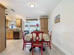 Picture of 458 W Valley Dr, Bonita Springs, FL 34134