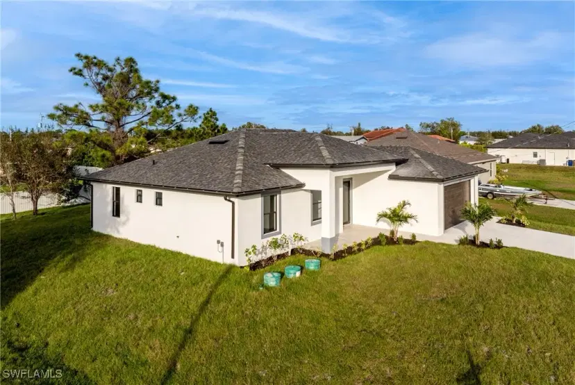 Picture of 3318 9Th St Sw, Lehigh Acres FL 33976