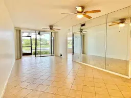 Picture of 6928 Briarlake Circle 104, Palm Beach Gardens, FL 33418