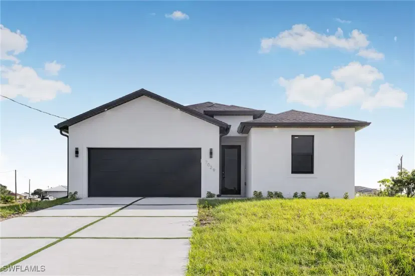 Picture of 7029 Palpano Cir, Labelle FL 33935