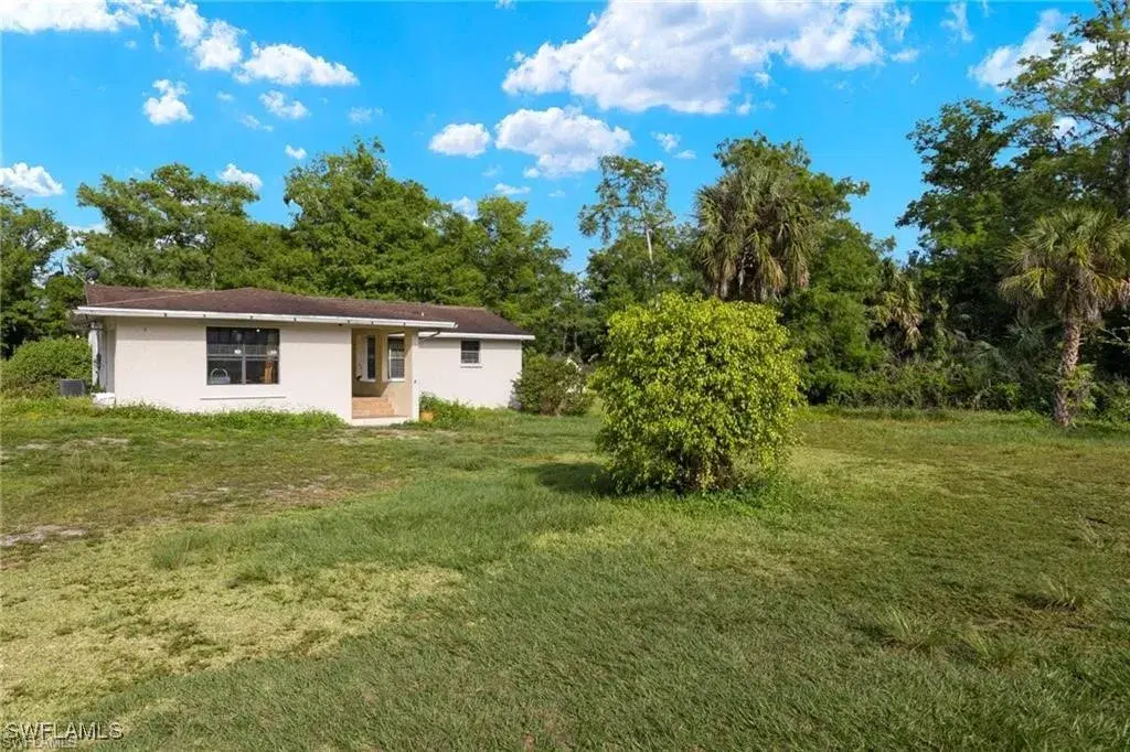 Picture of 441 6Th St Se, Naples, FL 34117