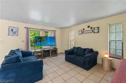 Picture of 441 6Th St Se, Naples, FL 34117