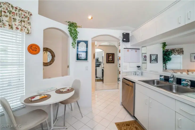 Picture of 1133 Sweetwater Ln 3201, Naples FL 34110