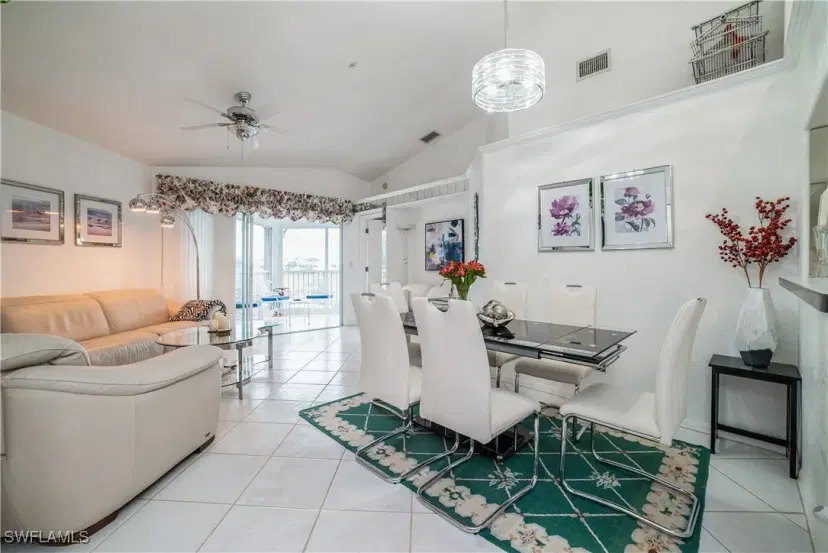 Picture of 1133 Sweetwater Ln 3201, Naples FL 34110