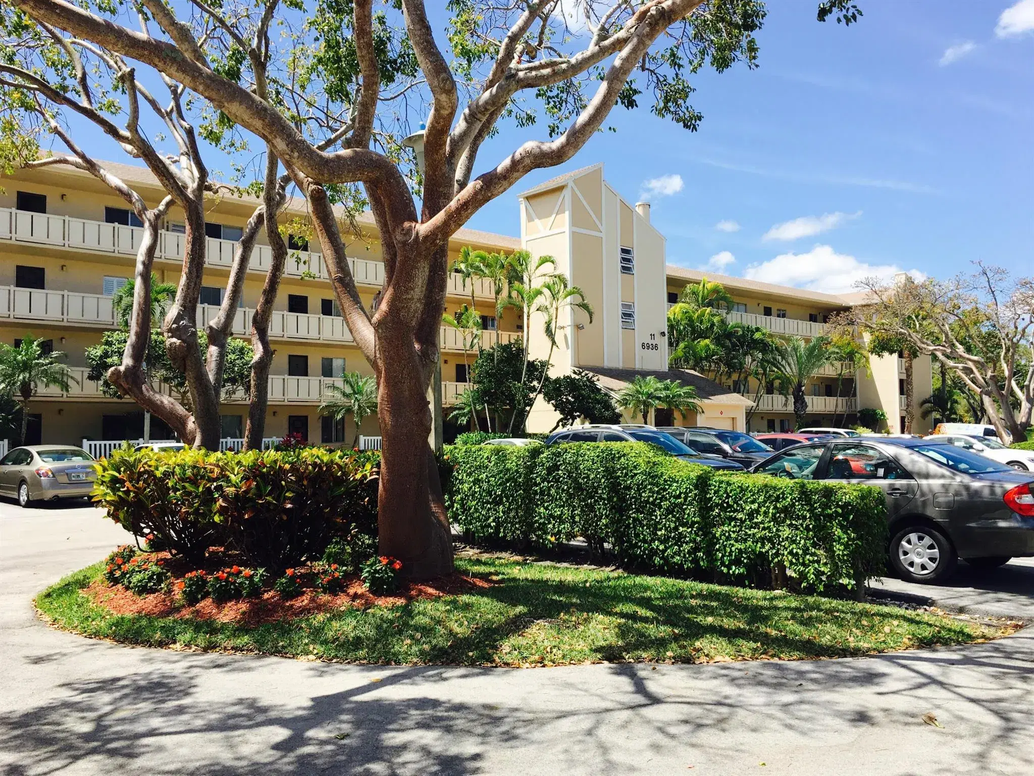 Picture of 6936 Huntington Lane 405, Delray Beach, FL 33446