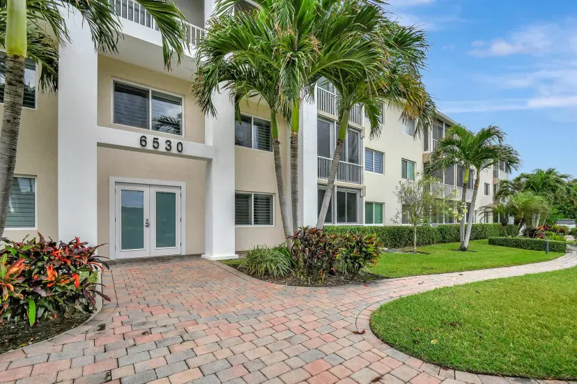 Picture of 6530 N Ocean Boulevard 205, Ocean Ridge FL 33435