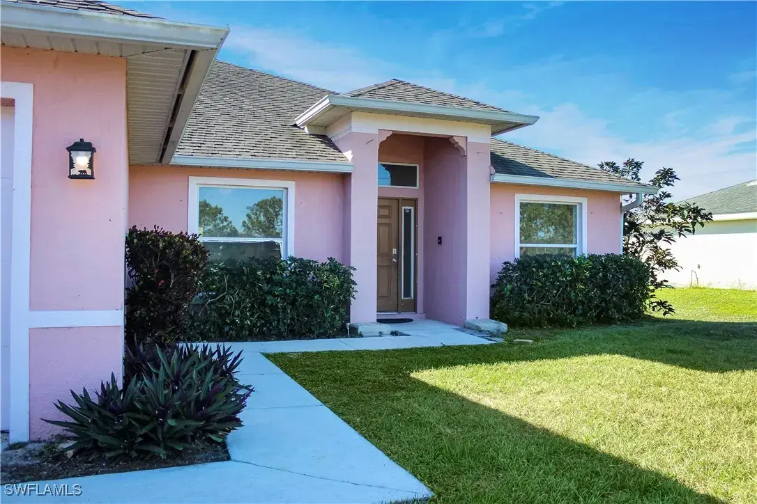 Picture of 2811 44Th St W, Lehigh Acres, FL 33971