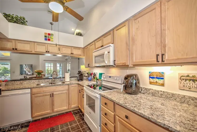 Picture of 16268 Kelly Woods Dr, Fort Myers FL 33908
