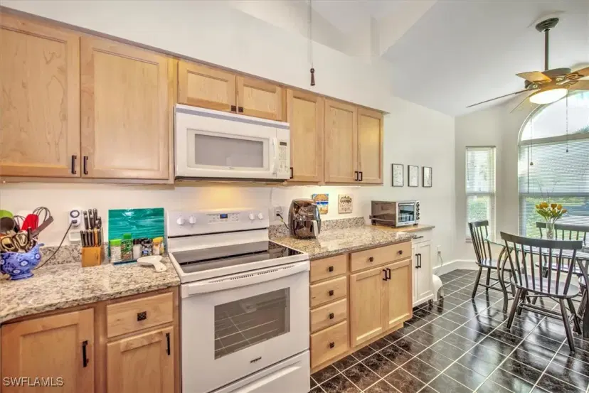 Picture of 16268 Kelly Woods Dr, Fort Myers FL 33908