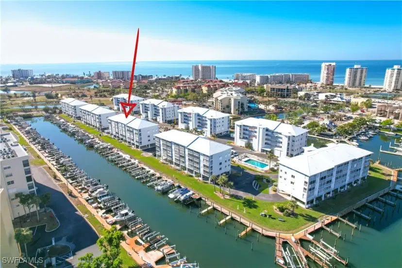 Picture of 4531 Bay Beach Ln 337, Fort Myers Beach FL 33931