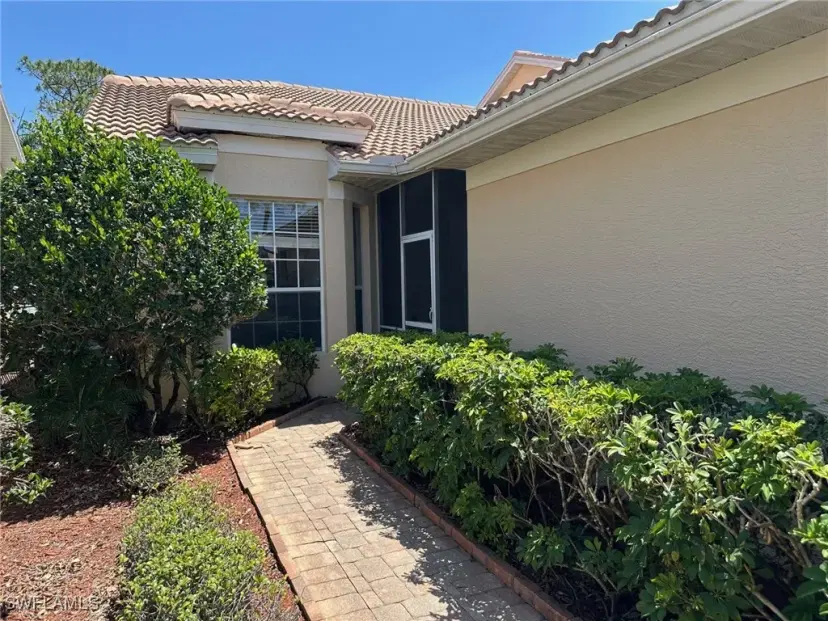 Picture of 2219 Carnaby Ct, Lehigh Acres FL 33973