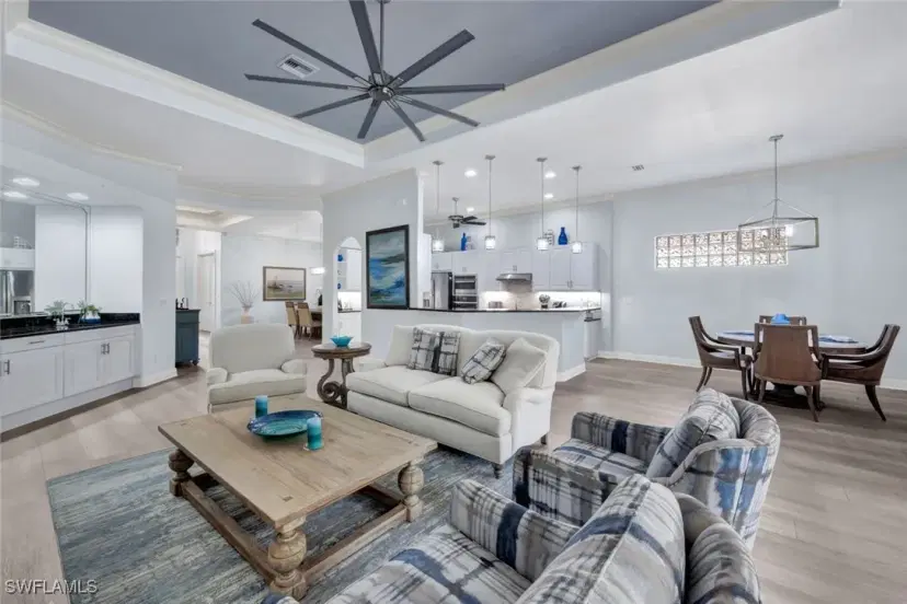 Picture of 5620 Hammock Isles Dr, Naples FL 34119