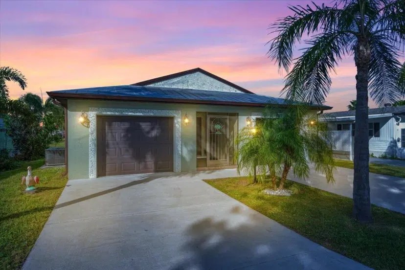 Picture of 55 Golf Drive, Port St Lucie FL 34952