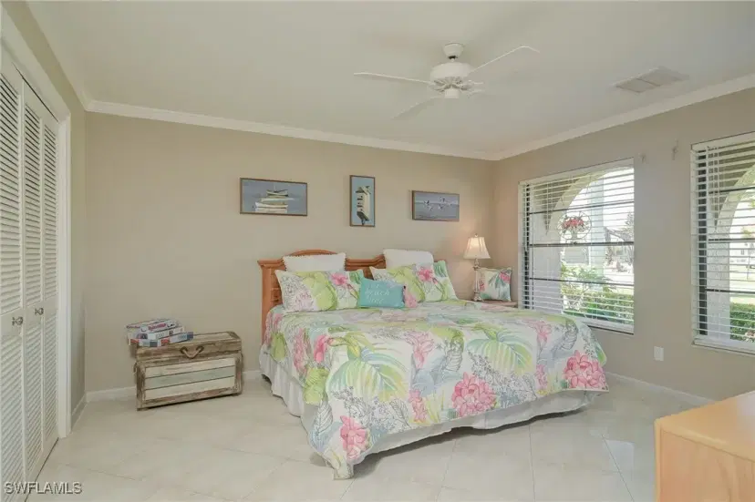 Picture of 700 106Th Ave N, Naples FL 34108