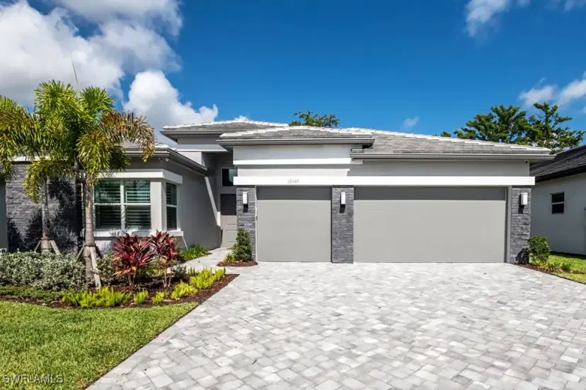 Picture of 12069 Mimosa St, Naples FL 34120