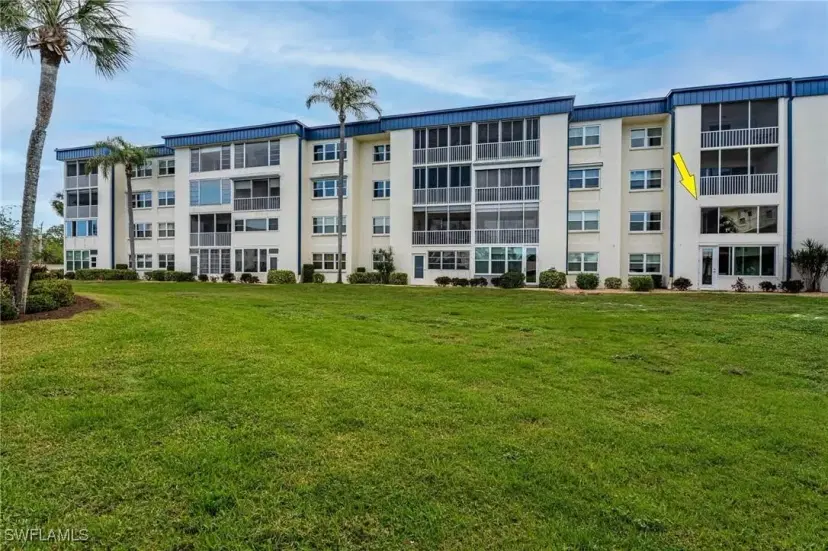 Picture of 6220 Augusta Dr 201, Fort Myers FL 33907
