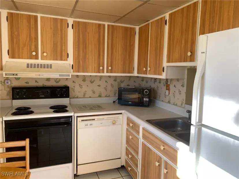 Picture of 6220 Augusta Dr 201, Fort Myers FL 33907