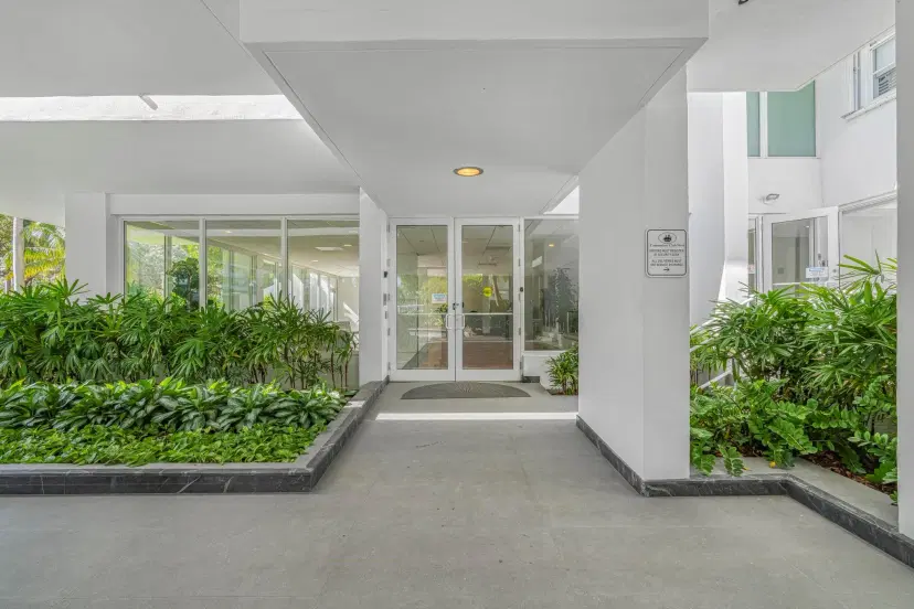 Picture of 155 Ocean Lane Dr 706, Key Biscayne FL 33149