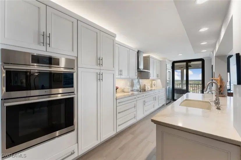 Picture of 4401 Gulf Shore Blvd N 1708, Naples FL 34103
