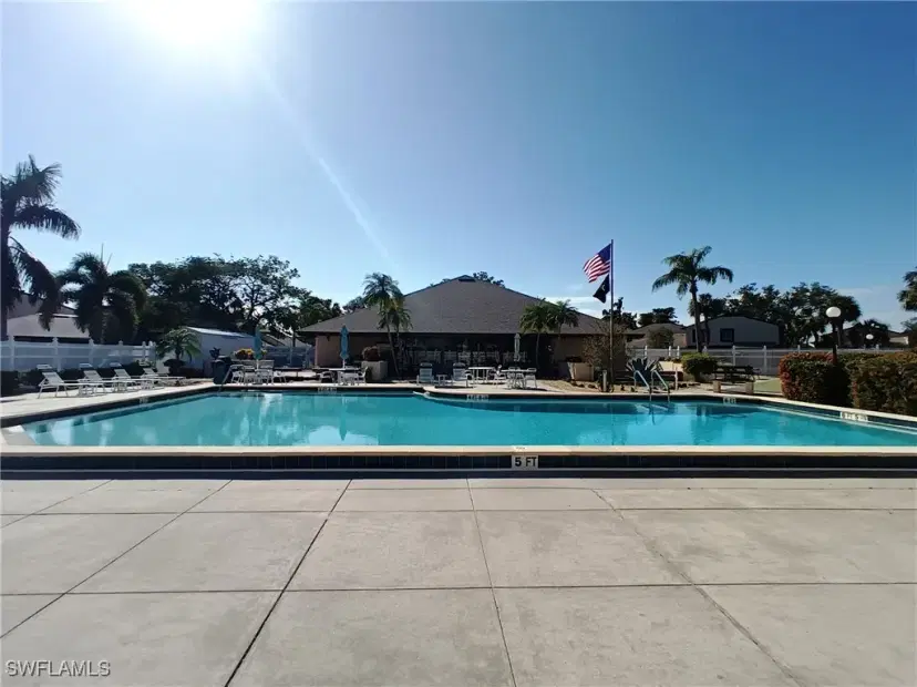 Picture of 628 SE 12Th Ct 37, Cape Coral FL 33990