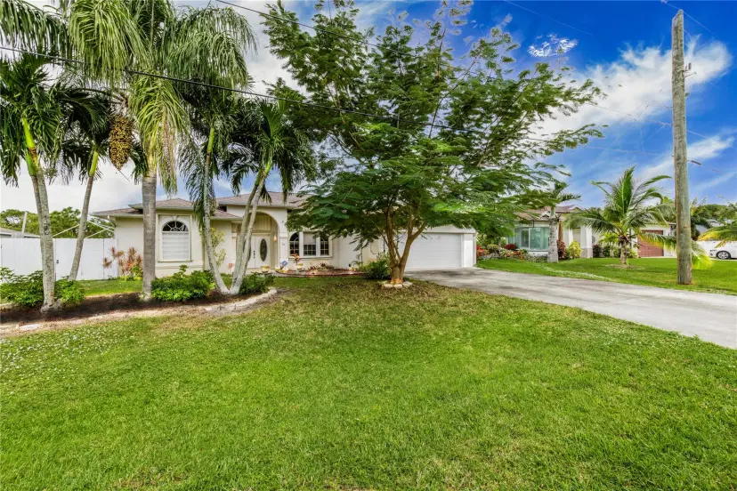 Picture of 6416 NW Friendly Cir, Port St Lucie FL 34983