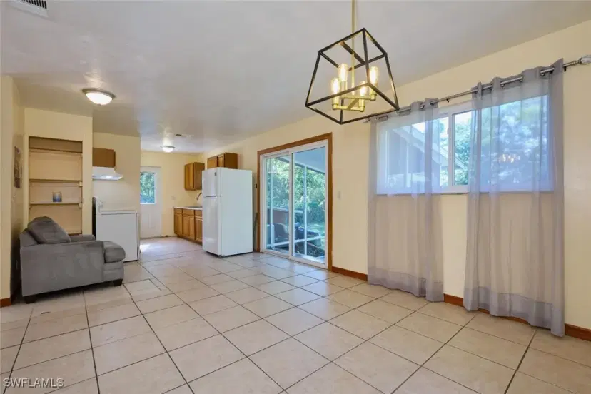 Picture of 211 Leroy Ave, Lehigh Acres FL 33936