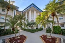 Picture of 1724 Pine Valley Dr 318, Fort Myers, FL 33907