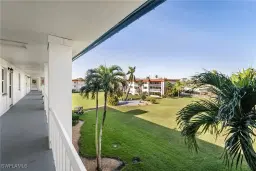 Picture of 1724 Pine Valley Dr 318, Fort Myers, FL 33907