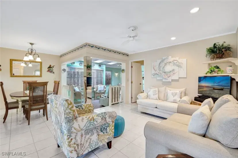 Picture of 1204 SE 6Th Ter 67, Cape Coral FL 33990