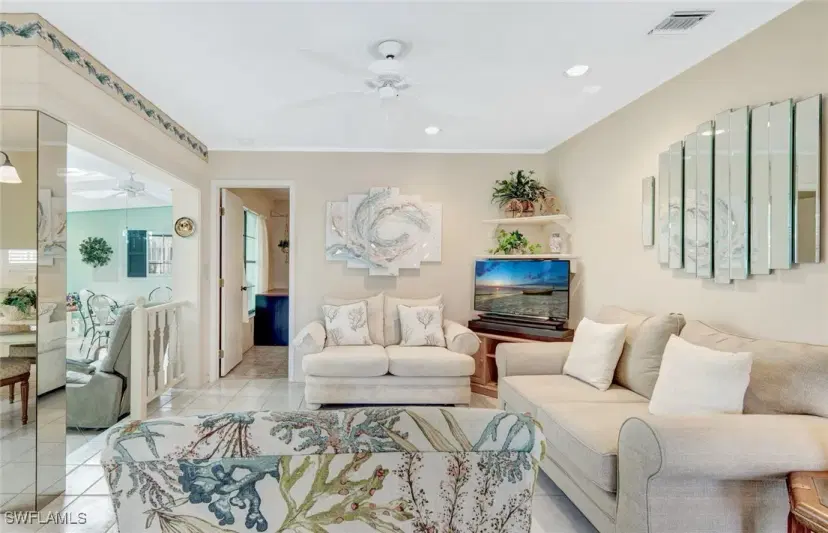 Picture of 1204 SE 6Th Ter 67, Cape Coral FL 33990