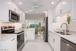 Picture of 4155 Crayton Rd 109, Naples, FL 34103