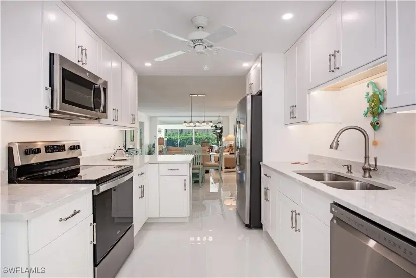 Picture of 4155 Crayton Rd 109, Naples FL 34103