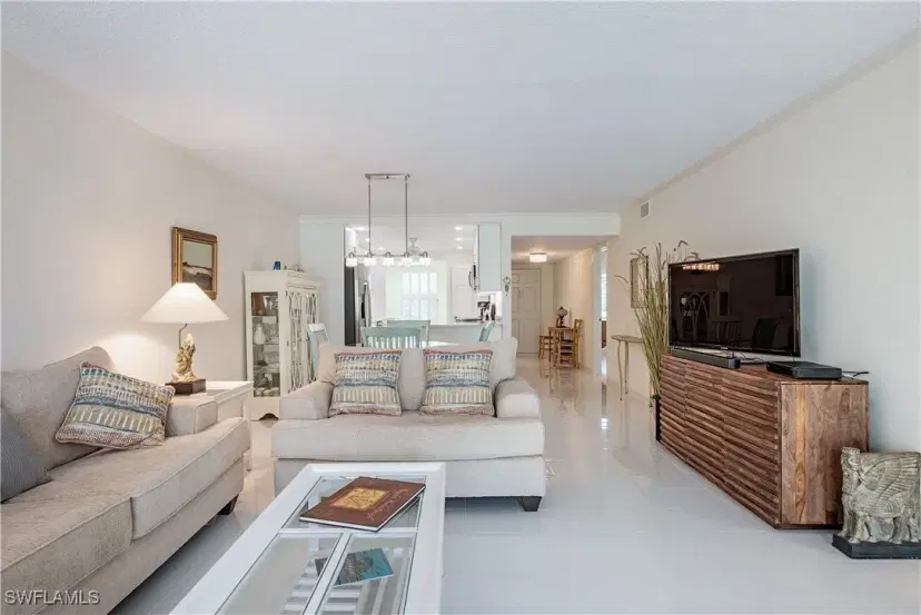 Picture of 4155 Crayton Rd 109, Naples FL 34103