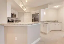 Picture of 1200 Scotia Drive 508, Hypoluxo, FL 33462