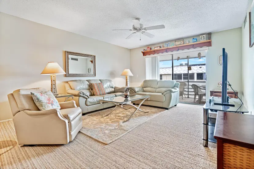 Picture of 12019 W Greenway Drive 205, Royal Palm Beach FL 33411